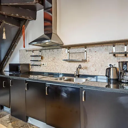 Central Duplex With Amazing View In Beyoglu Estambul