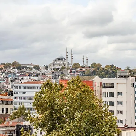 Central Duplex With Amazing View In Beyoglu * Estambul