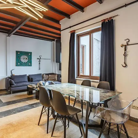 Central Duplex With Amazing View In Beyoglu 公寓